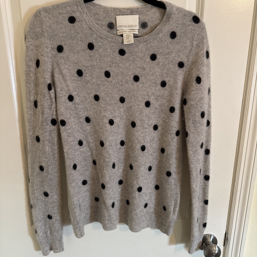 Cynthia Rowley Sweater Womens Medium Gray 100% Cashmere Polka Dot Crew Neck